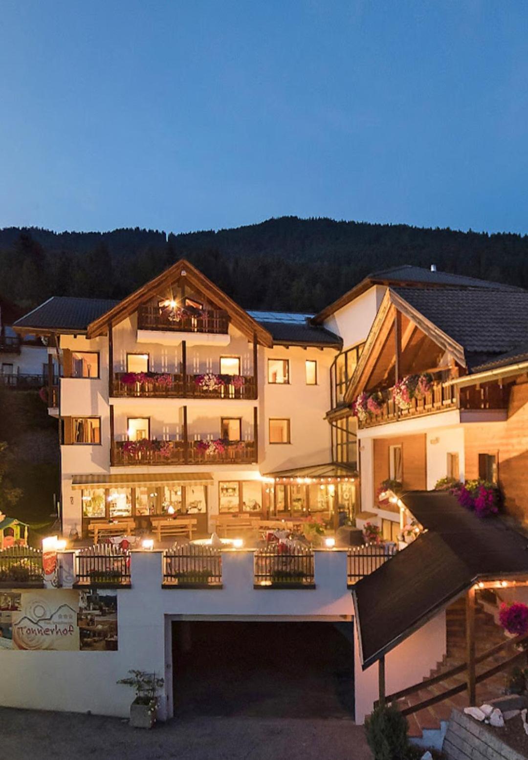 Hotel Tonnerhof Ratschings Exteriör bild
